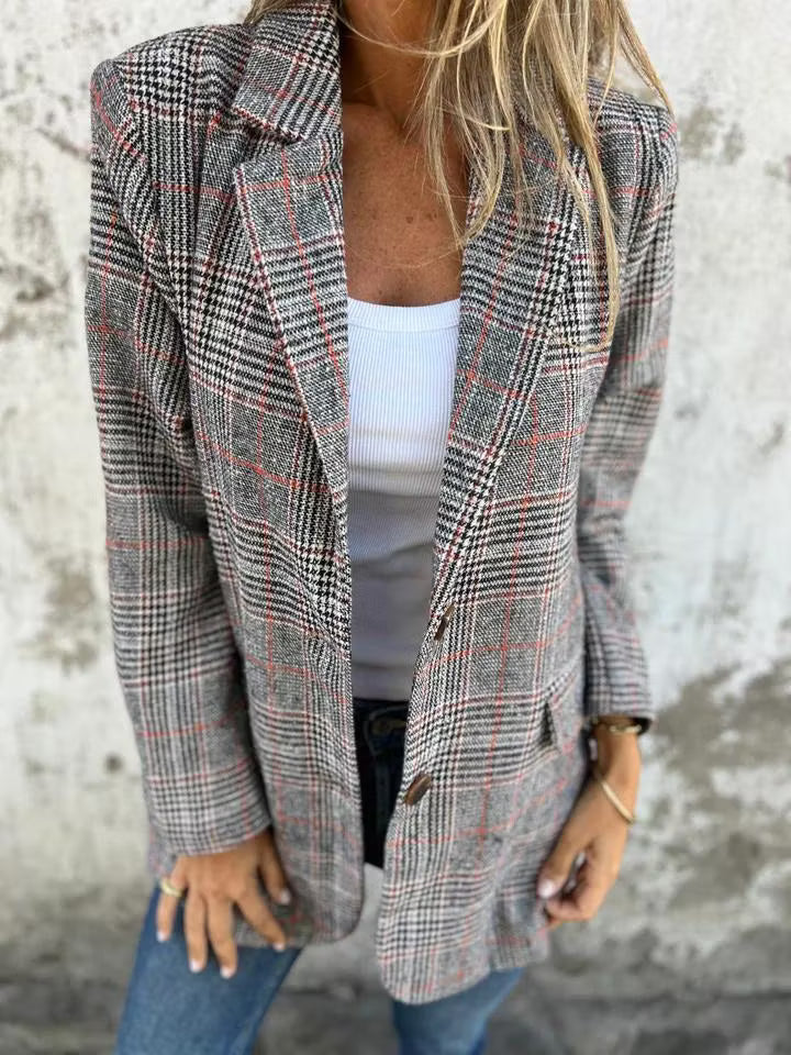 Eira - Taillierter Longblazer mit Seitenschlitzen