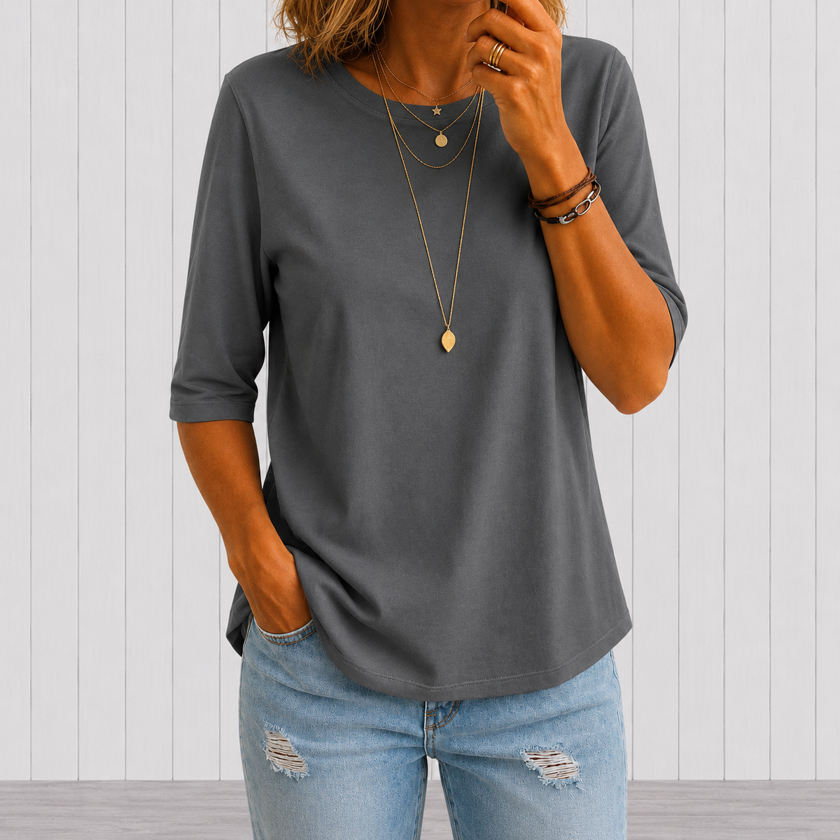 Isara - Ημίμανικο T-shirt με απαλή υφή