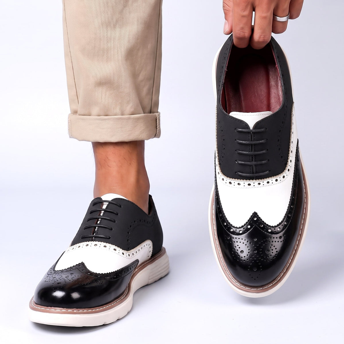 Adwin - Glänzende zweifarbige Oxford-Schuhe
