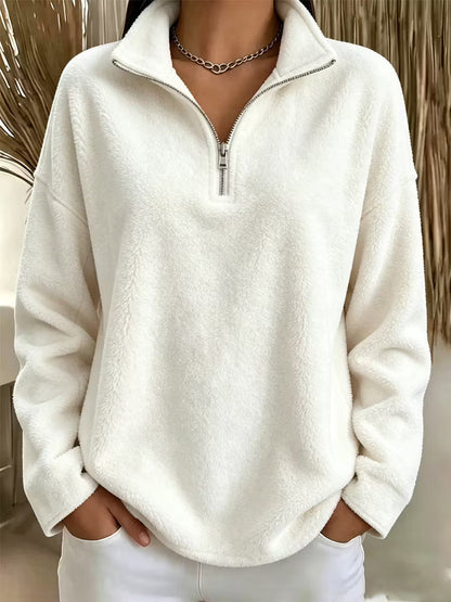 Tiana - Locker geschnittener Fleece-Pullover mit hohem Kragen