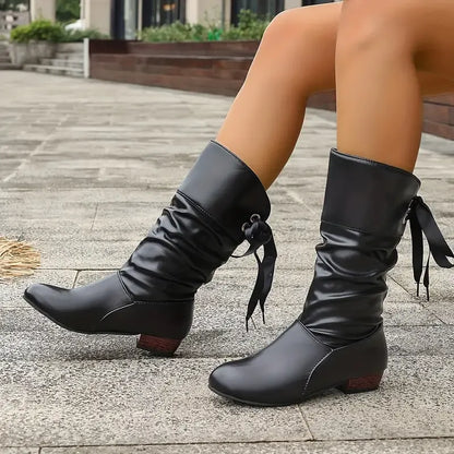 Hilda - Verstellbare Halbstiefel