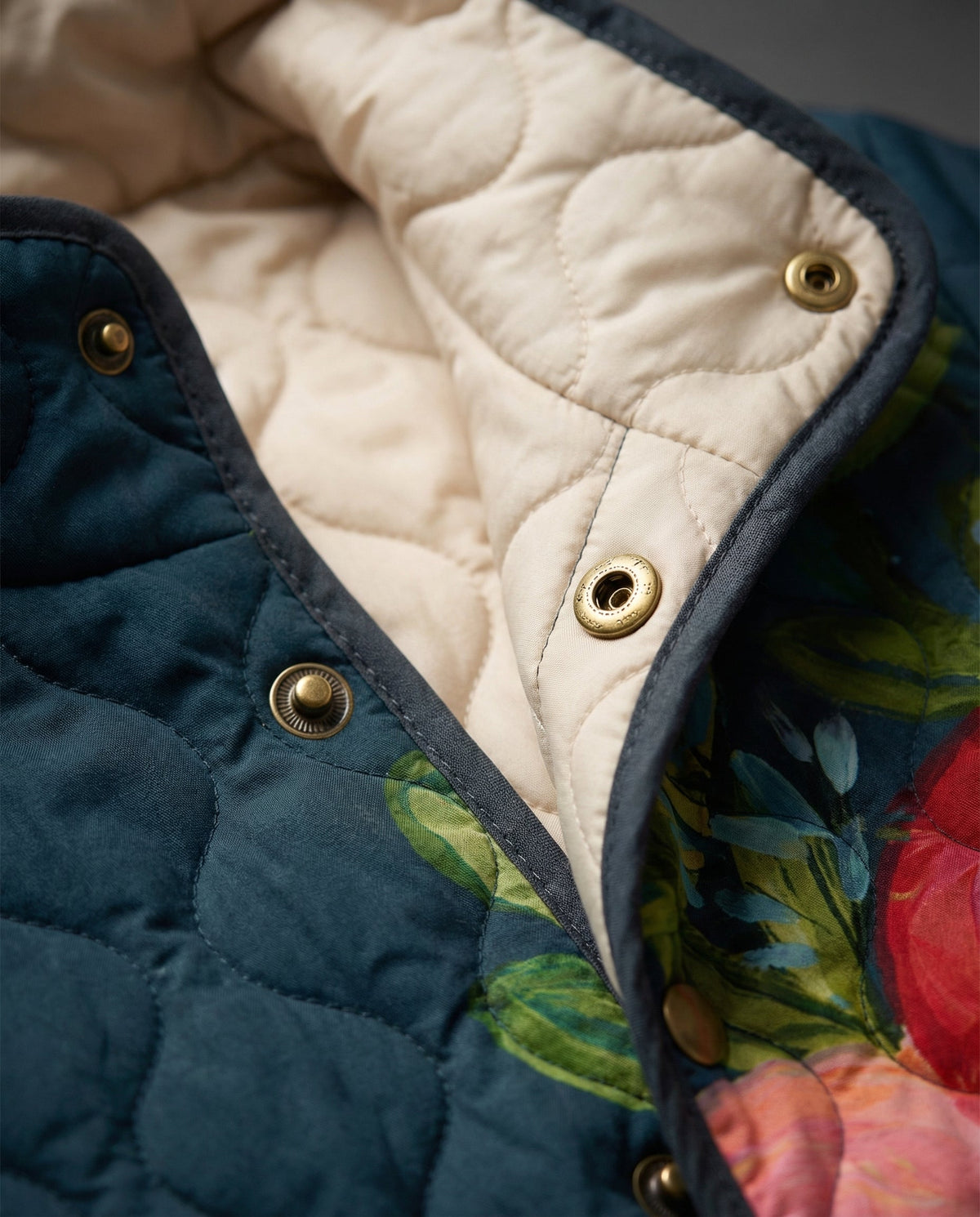Valeska - Jacke mit weicher Haptik und Decke